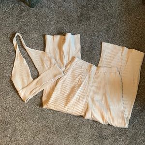 Callahan knitwear cream matching halter top and bottom set size L